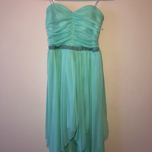 Graduation dress - Picture 2 of 3